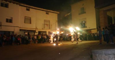 Espectacular correfoc en Blesa (Teruel)