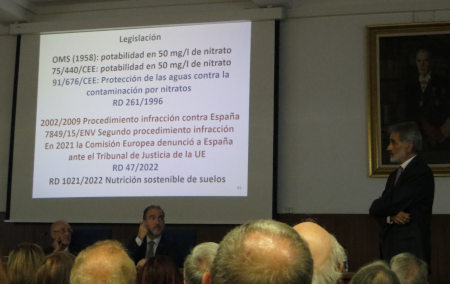 Discurso de ingreso: La contaminación difusa del agua por la actividad agroganadera, por Javier San Román.