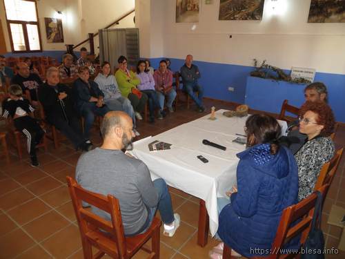 14 de septiembre de 2024 en Huesa del Común, Huesa lee. Debate sobre los estilos literarios.