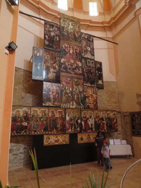 retablo de Blesa, reproducido y montado en la iglesia parroquial de Blesa (Teruel).