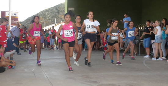 Carreras de pollos. Milla de los molinos de Blesa 2017