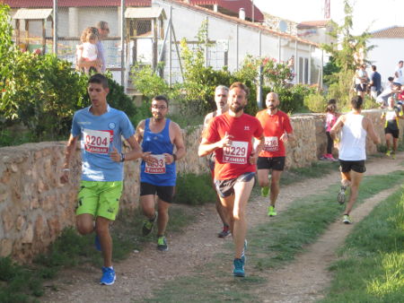 Carreras de pollos. Milla de los molinos de Blesa 2017