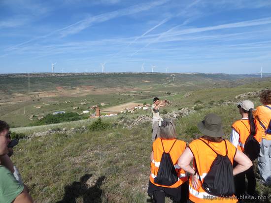 Visita a las trincheras de Rudilla (Huesa del Común, Teruel), con guía y explicaciones del GRIEGC. 26 de mayo de 2024