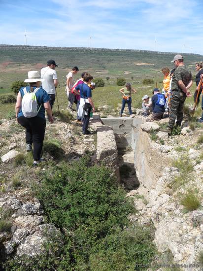 Visita a las trincheras de Rudilla (Huesa del Común, Teruel), con guía y explicaciones del GRIEGC. 26 de mayo de 2024